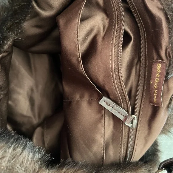 Bath and Body Works Tote Bag Purse Brown Bear Luxe Faux Fur Slouchy Style 16x16 - Picture 6 of 7